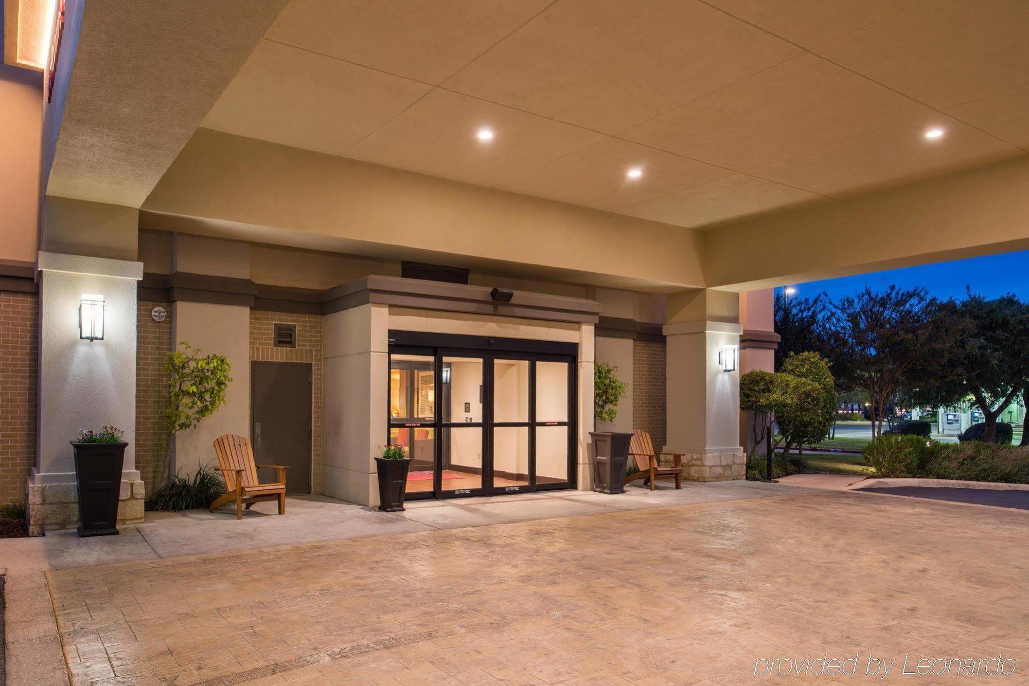 Hampton Inn San Antonio Stone Oak Exterior foto